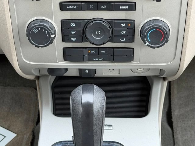 Used 2010 Ford Escape XLT AWD/4WD image 27