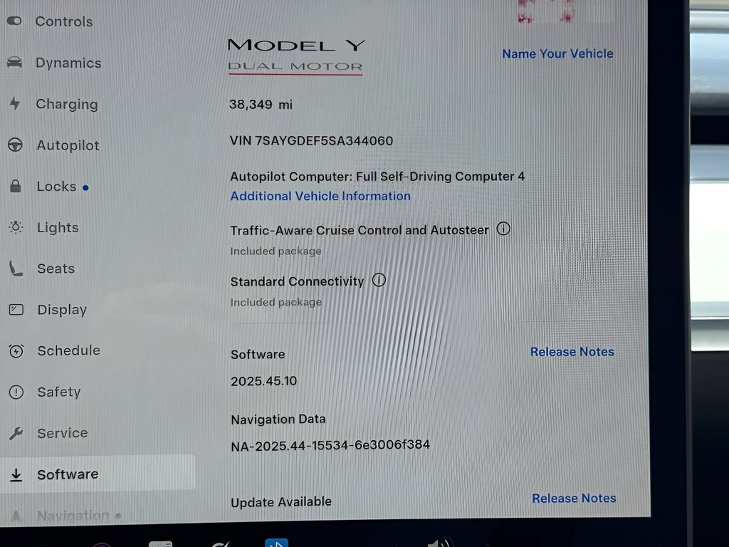 Used 2025 Tesla Model Y Performance AWD/4WD image 16