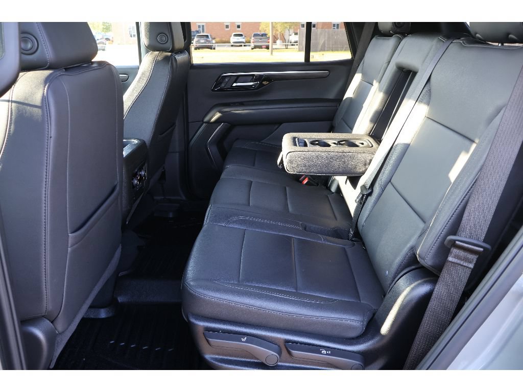Used 2025 Chevrolet Tahoe Z71 AWD/4WD image 25