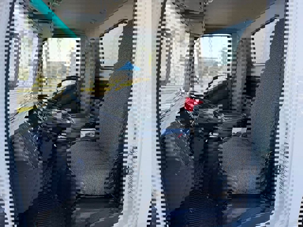 New 2024 Chevrolet Low Cab Forward image 8