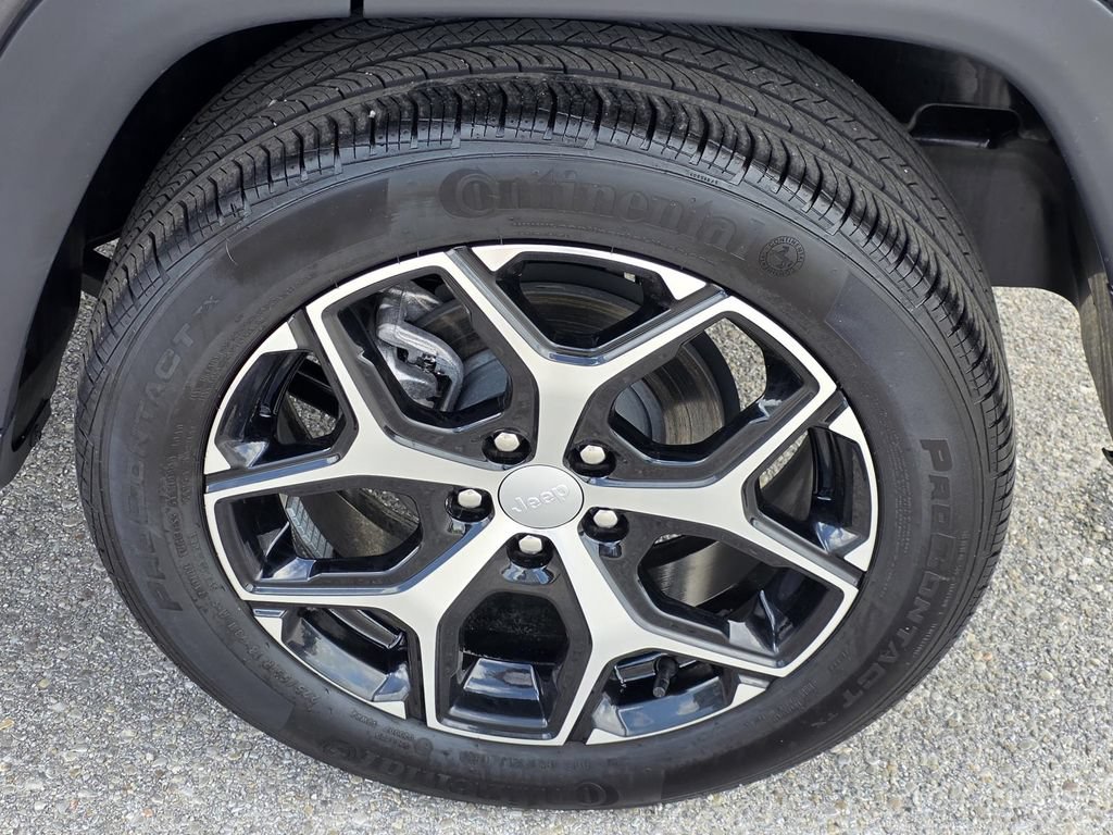 Used 2024 Jeep Compass Limited AWD/4WD image 36
