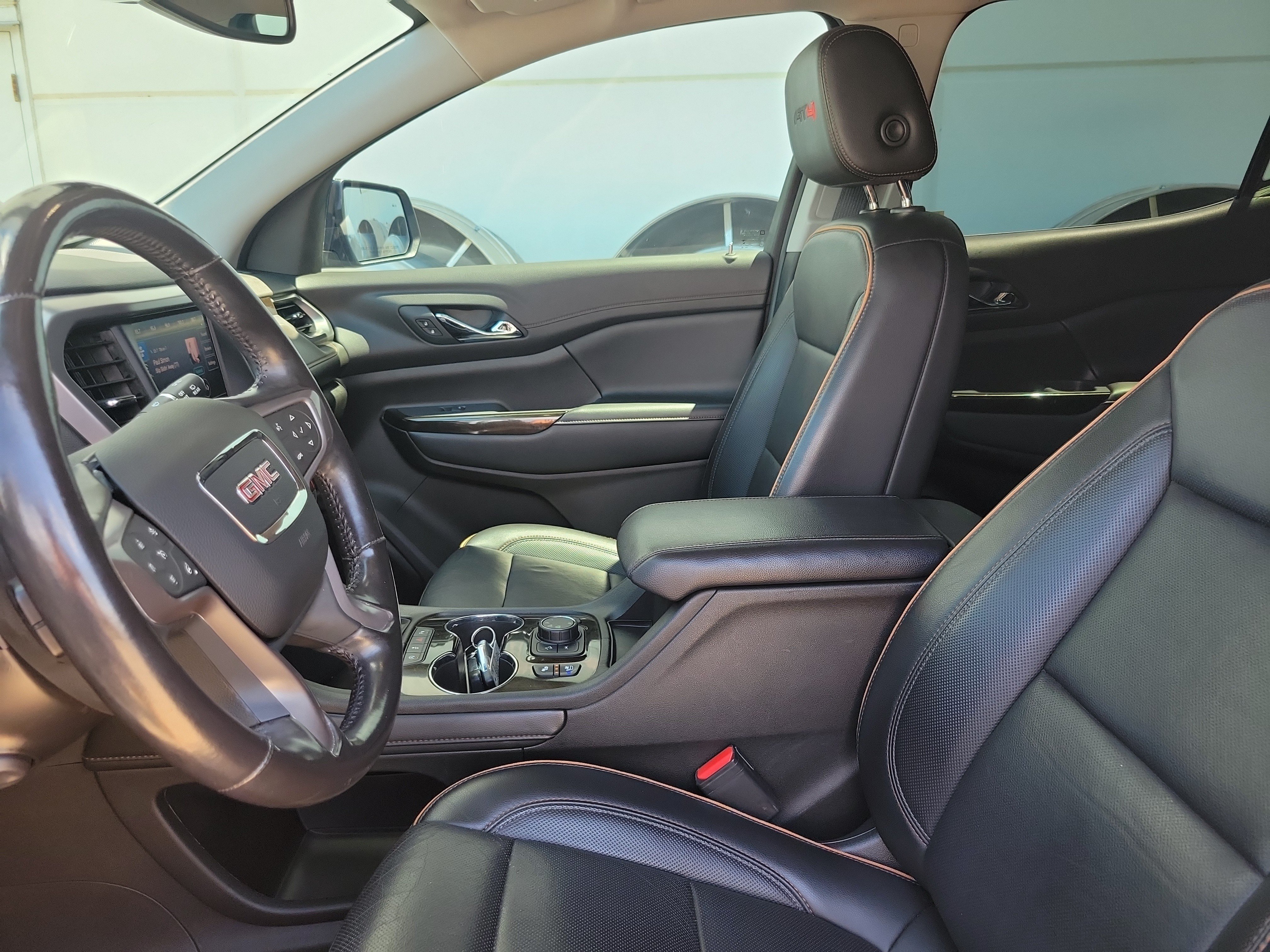 Used 2022 GMC Acadia AT4 w/ Preferred Package AWD/4WD image 27