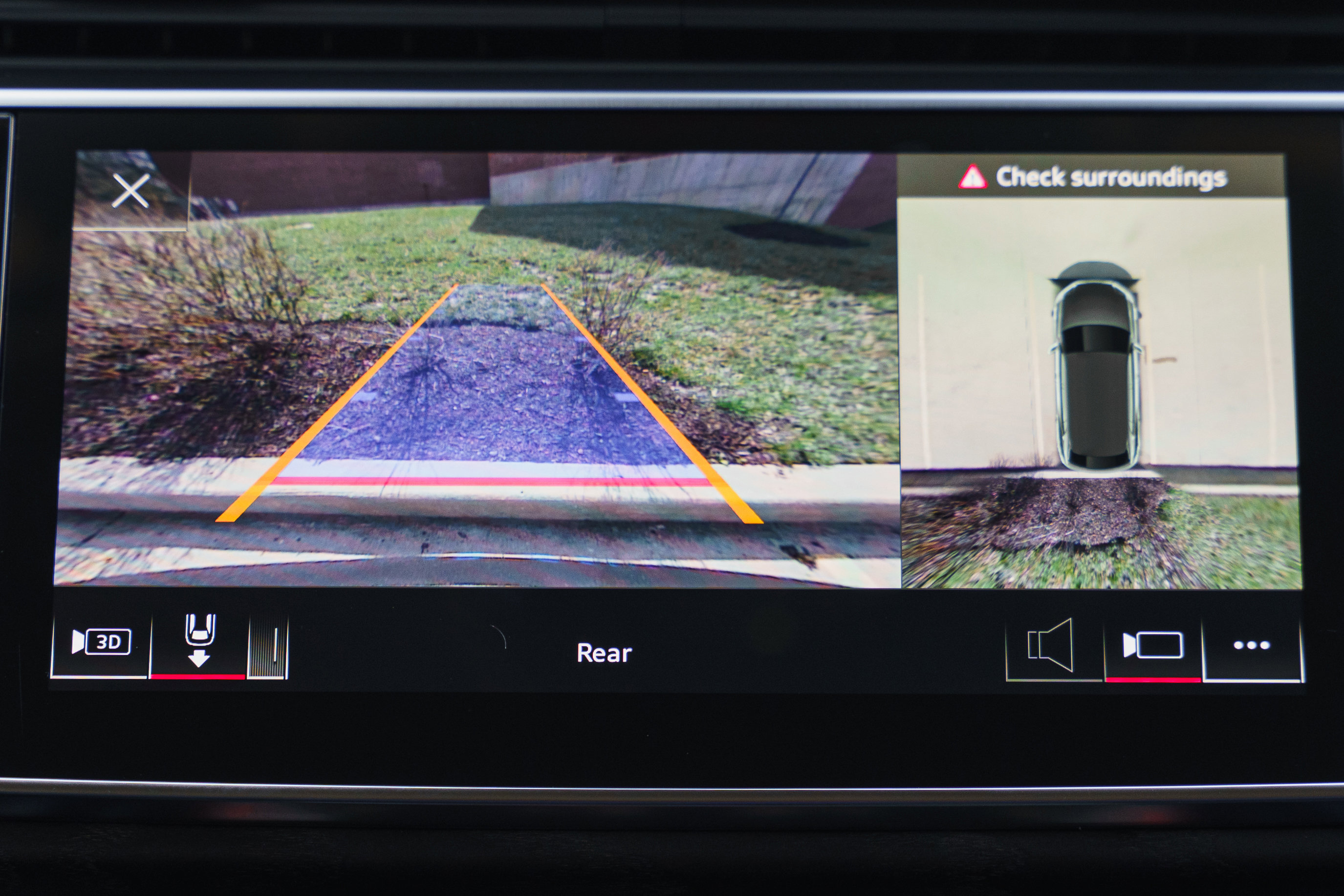 Certified 2022 Audi Q8 Premium Plus image 16