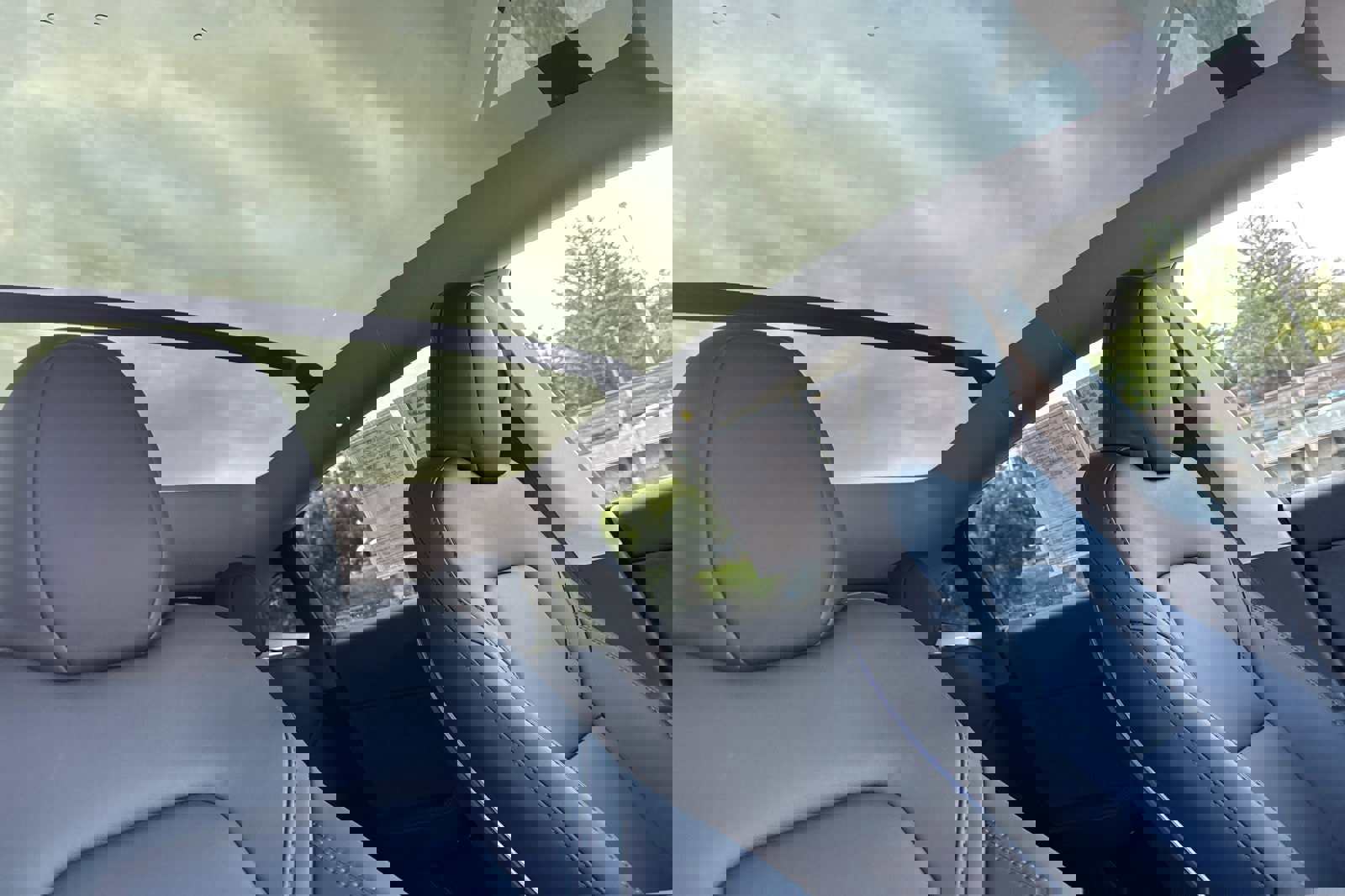 Used 2023 Tesla Model Y Performance image 18