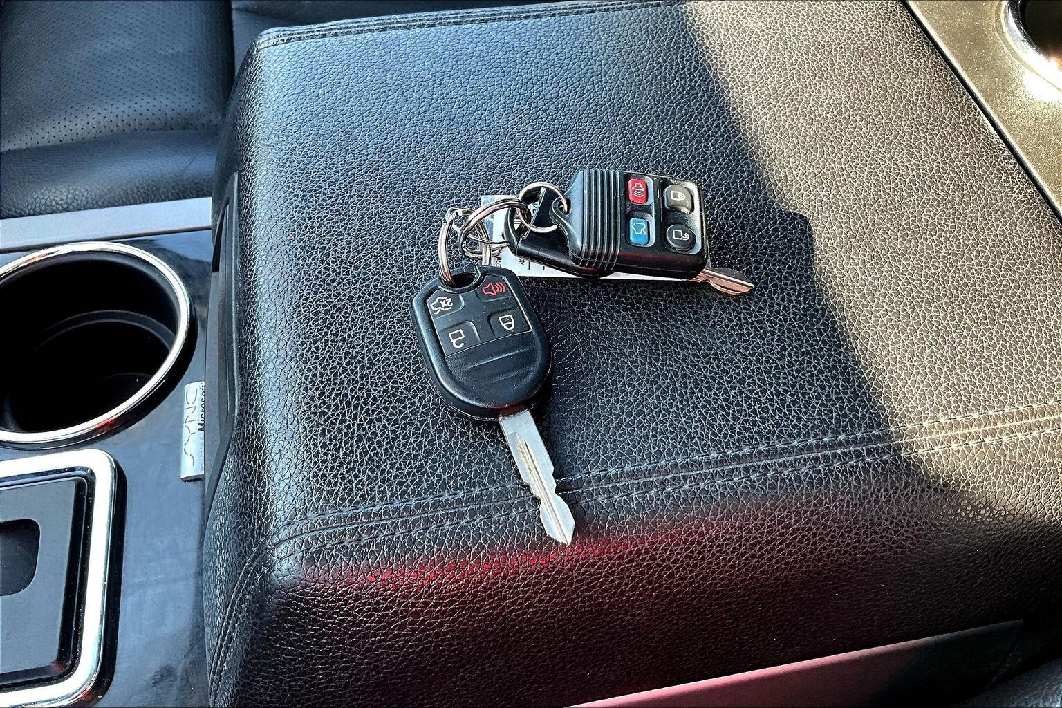Used 2013 Ford Expedition Limited image 36