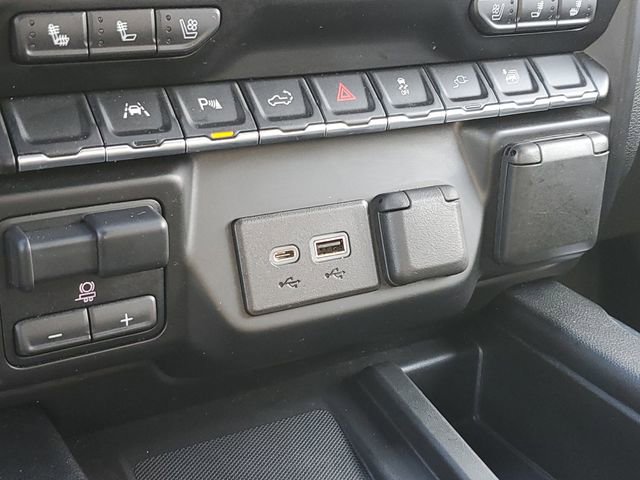 Used 2021 Chevrolet Silverado 1500 High Country image 27