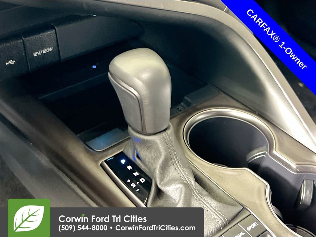 Used 2024 Toyota Camry XSE w/ Navigation Package image 10