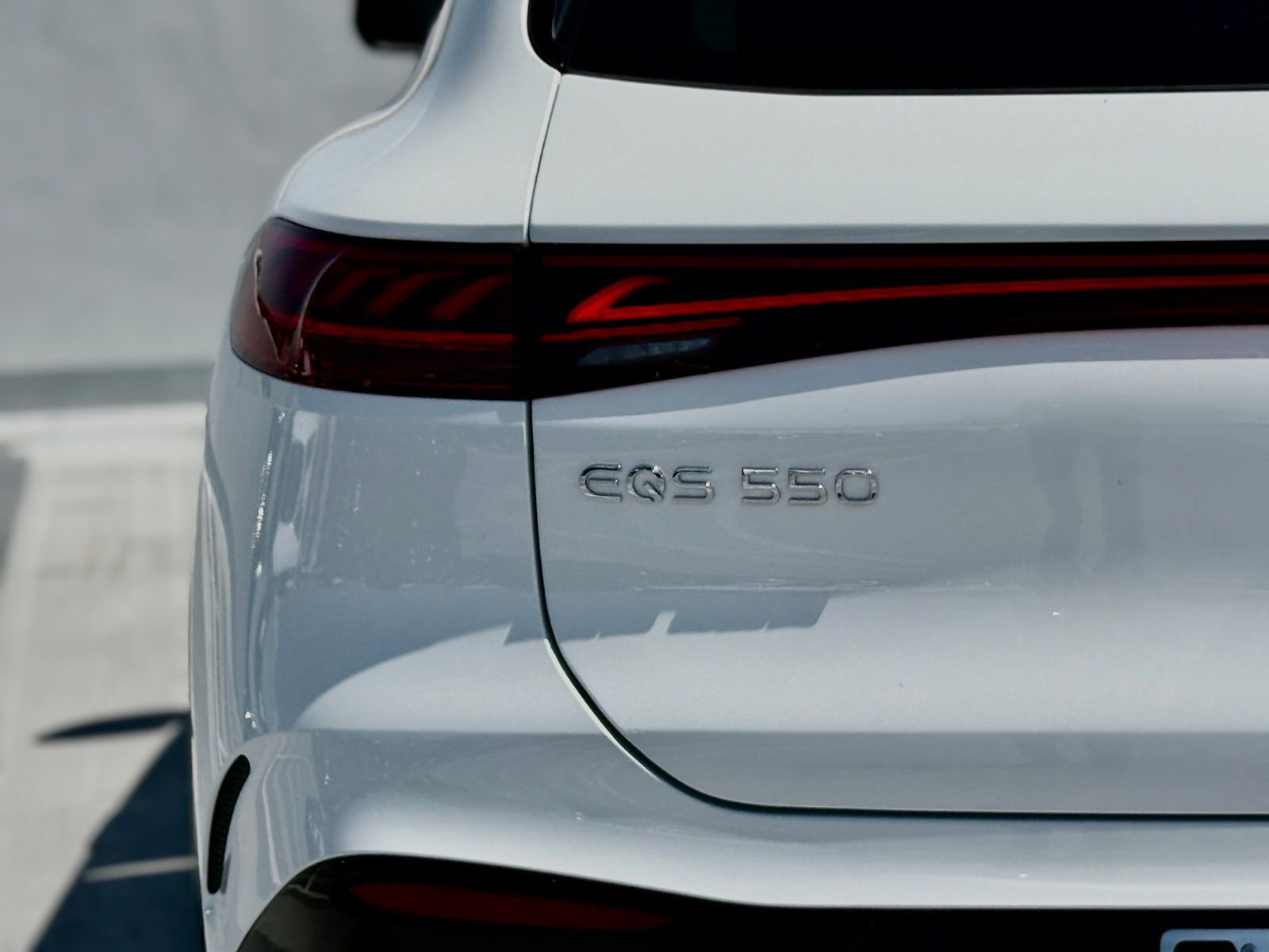 New 2026 Mercedes-Benz EQS 550 4MATIC SUV image 10