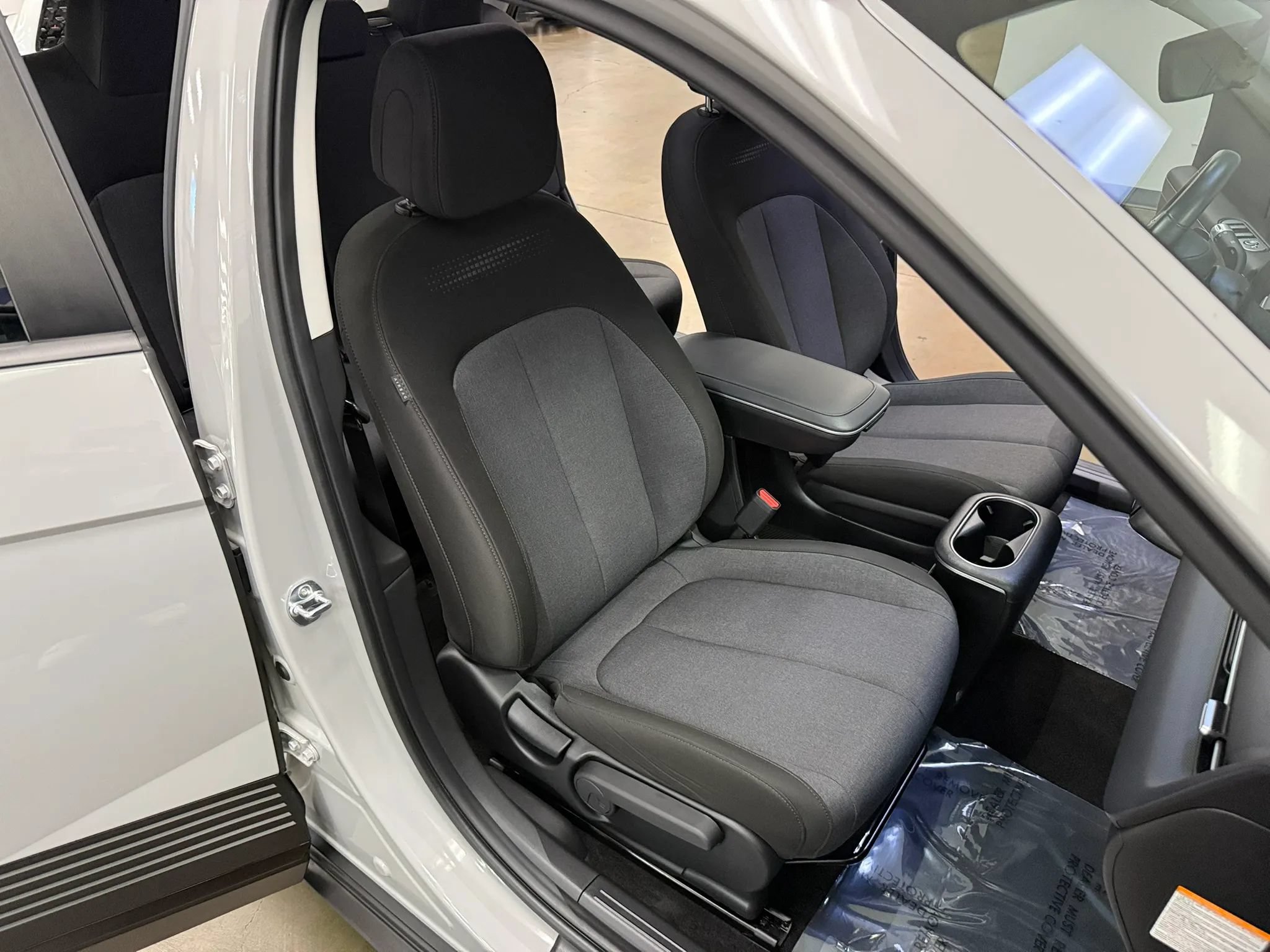Used 2024 Hyundai Ioniq 5 SE RWD image 14
