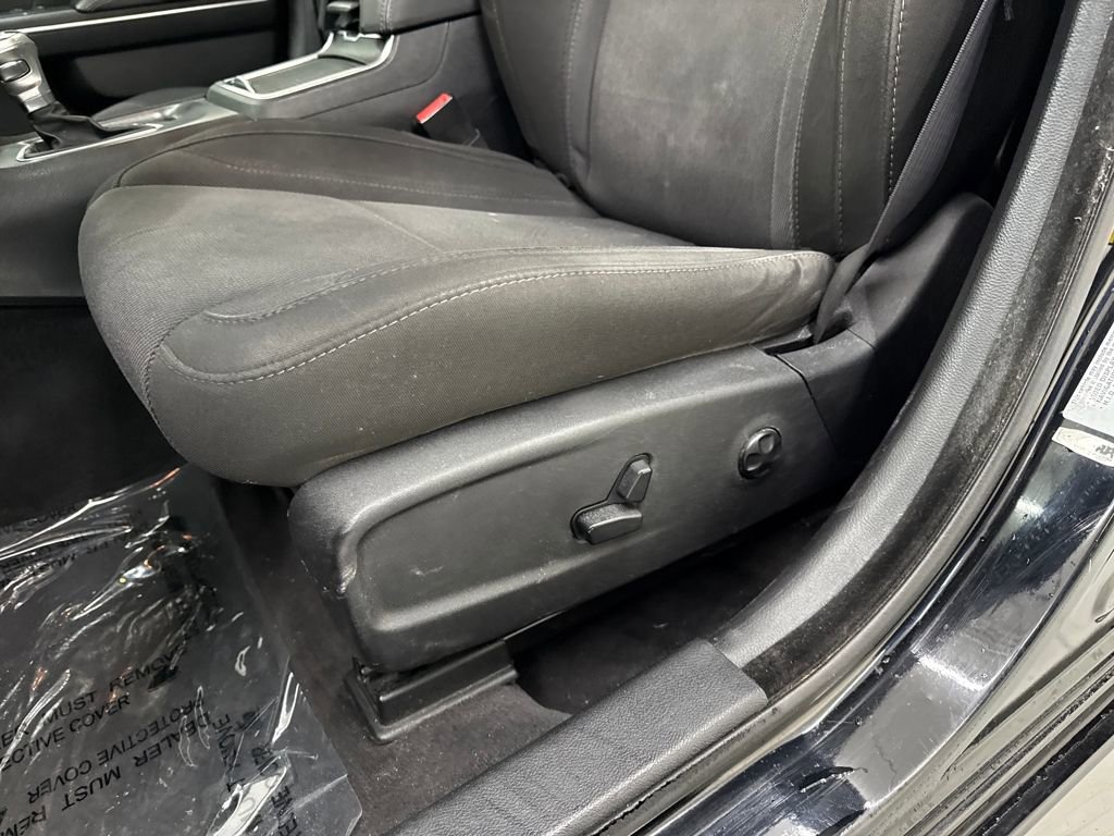 Used 2017 Dodge Charger R/T image 12