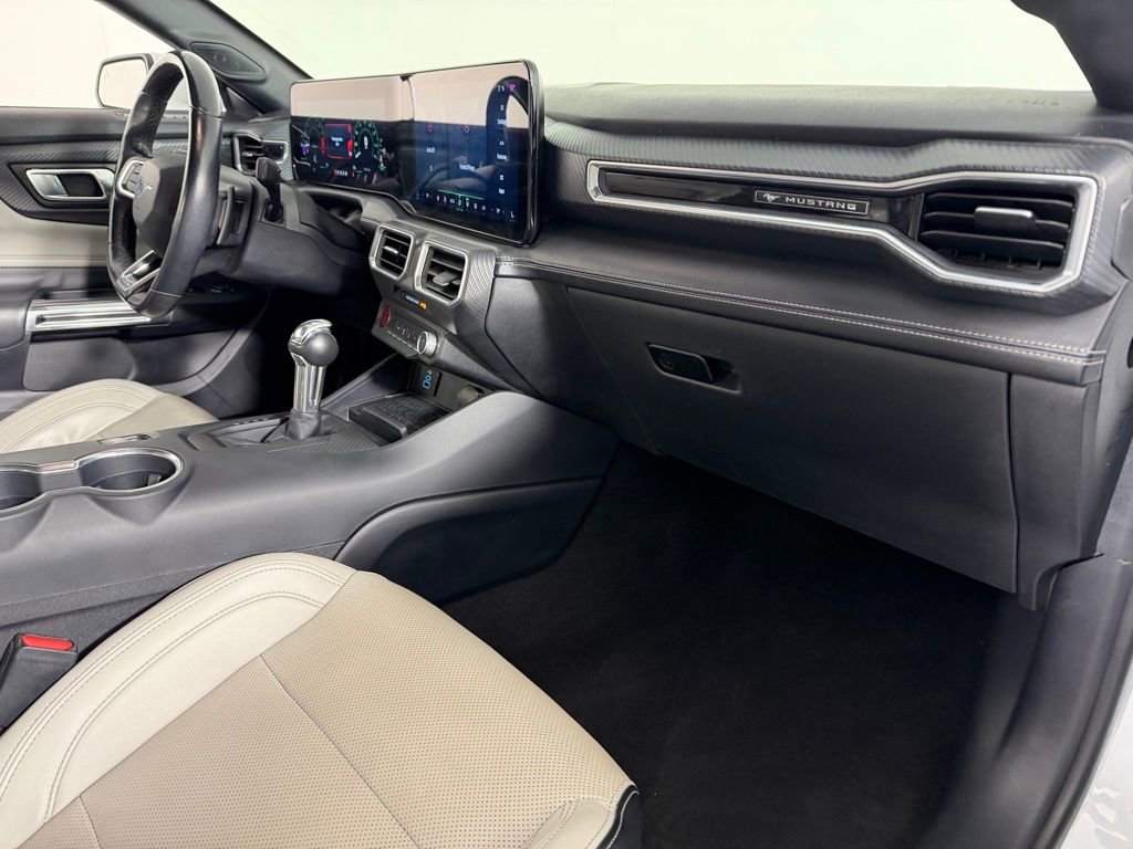 Used 2024 Ford Mustang GT Premium image 27