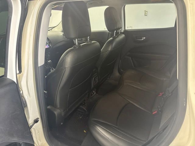 Used 2019 Jeep Compass Latitude FWD image 17