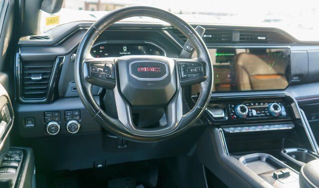 Used 2025 GMC Sierra 2500 AT4 AWD/4WD image 14