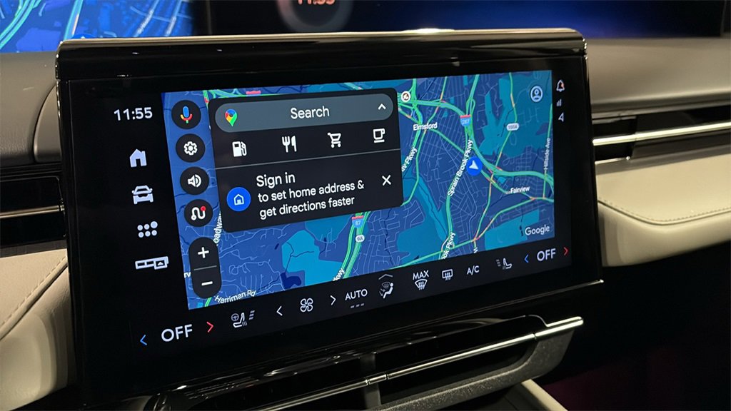 Used 2025 Lincoln Nautilus Premier w/ Equipment Group 102A image 23