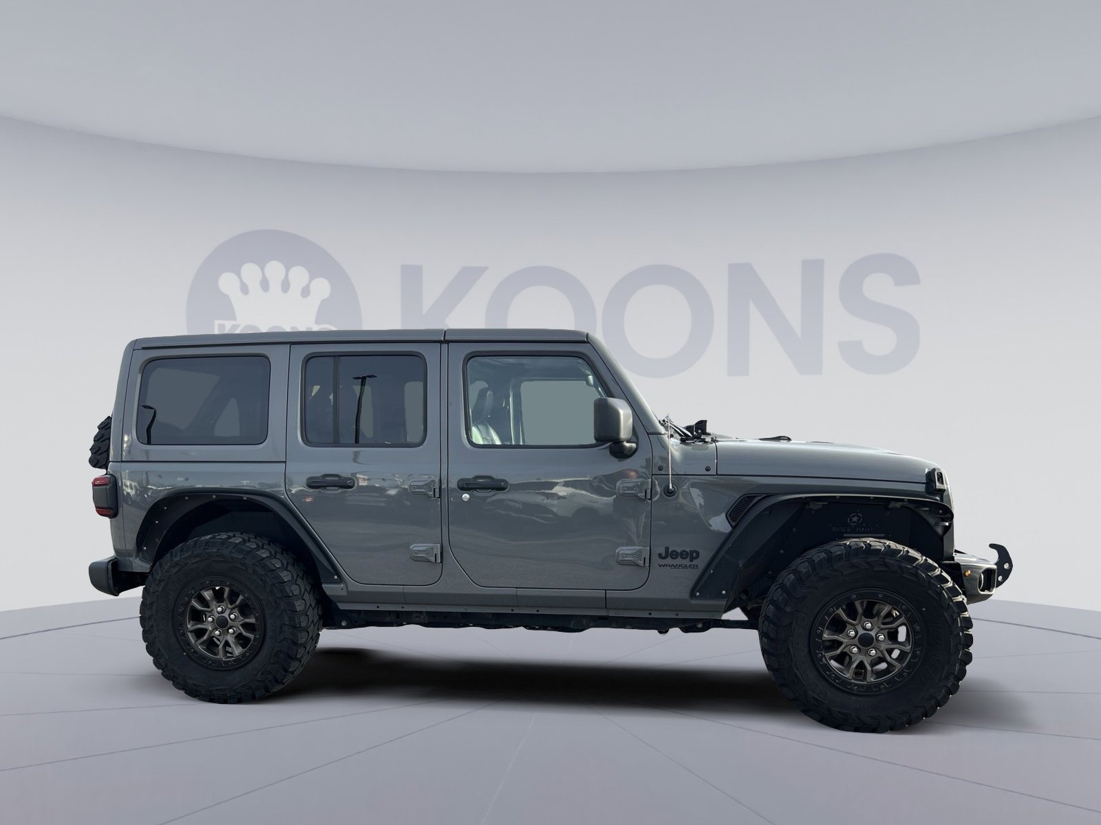 Used 2020 Jeep Wrangler Unlimited Sahara image 8