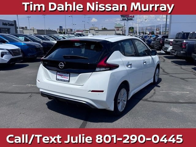 Used 2025 Nissan Leaf S FWD image 11