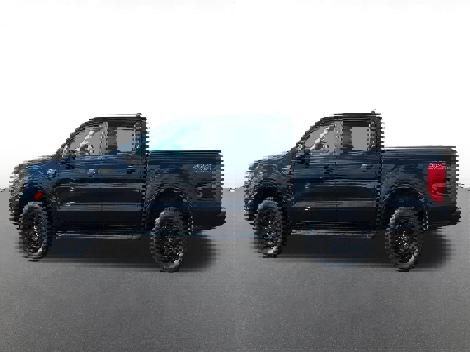 Used 2023 Ford Ranger XLT w/ Equipment Group 301A Mid image 3