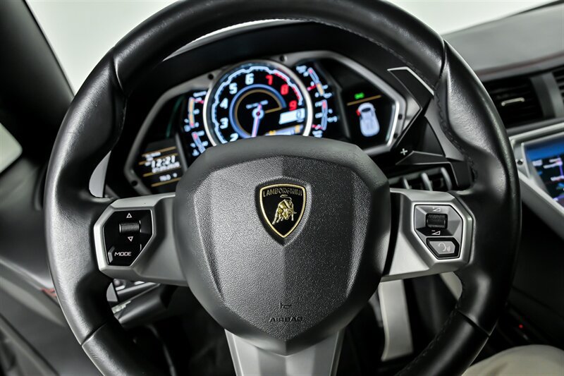 Used 2017 Lamborghini Aventador LP 700-4 AWD/4WD image 23