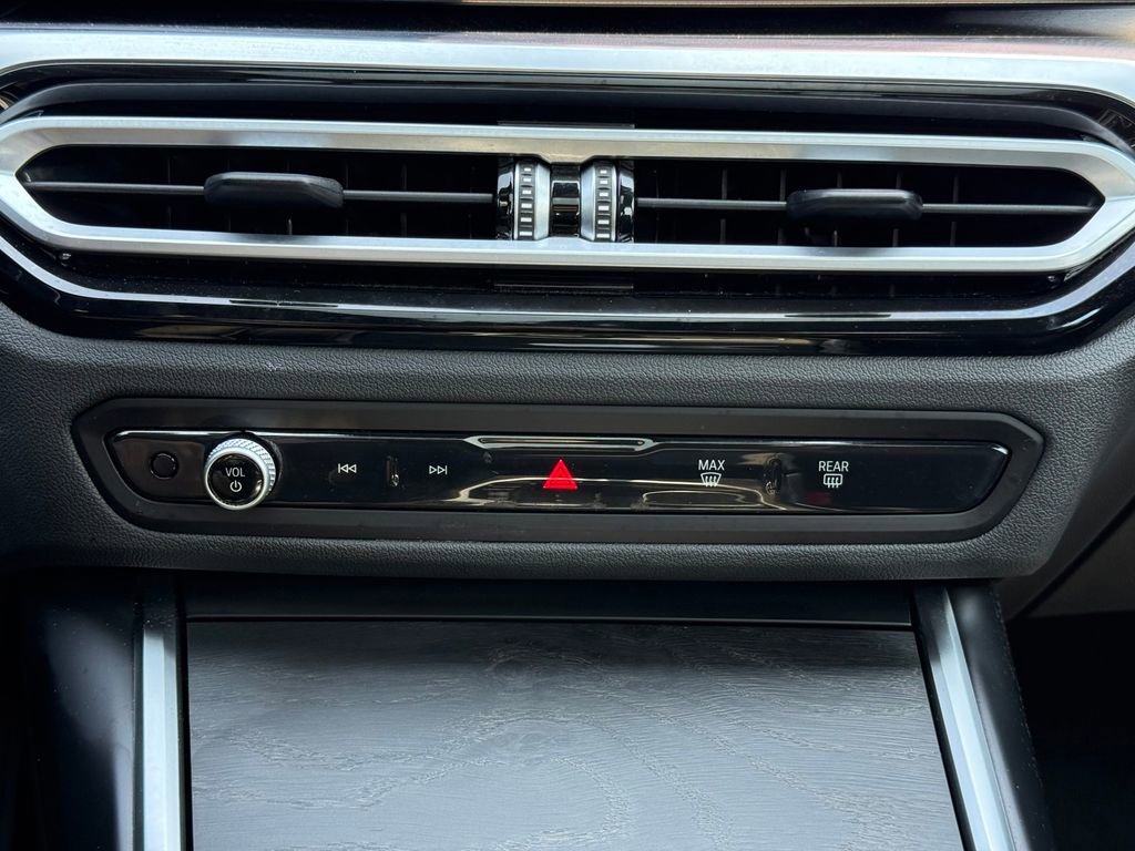 Used 2024 BMW 330i Sedan image 26