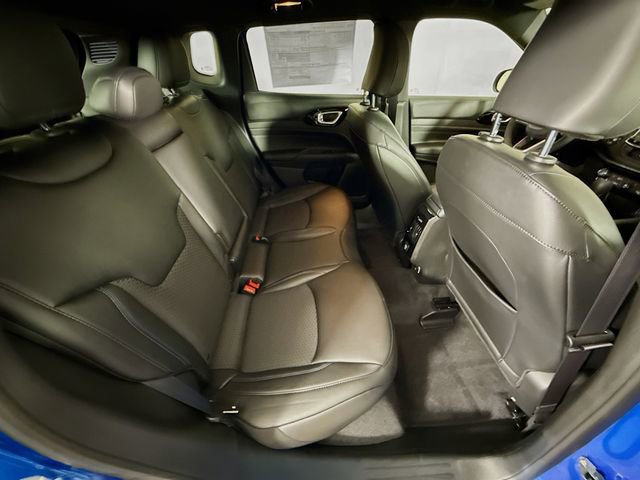 New 2026 Jeep Compass Latitude image 23