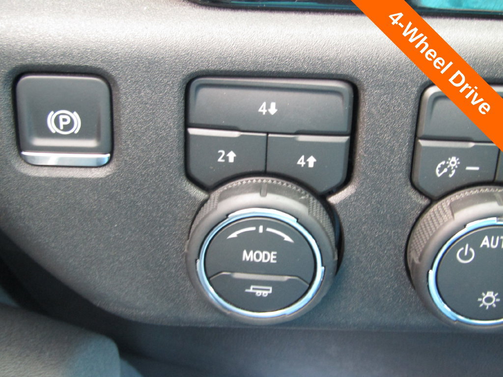 Used 2026 Chevrolet Silverado 2500 LT AWD/4WD image 6