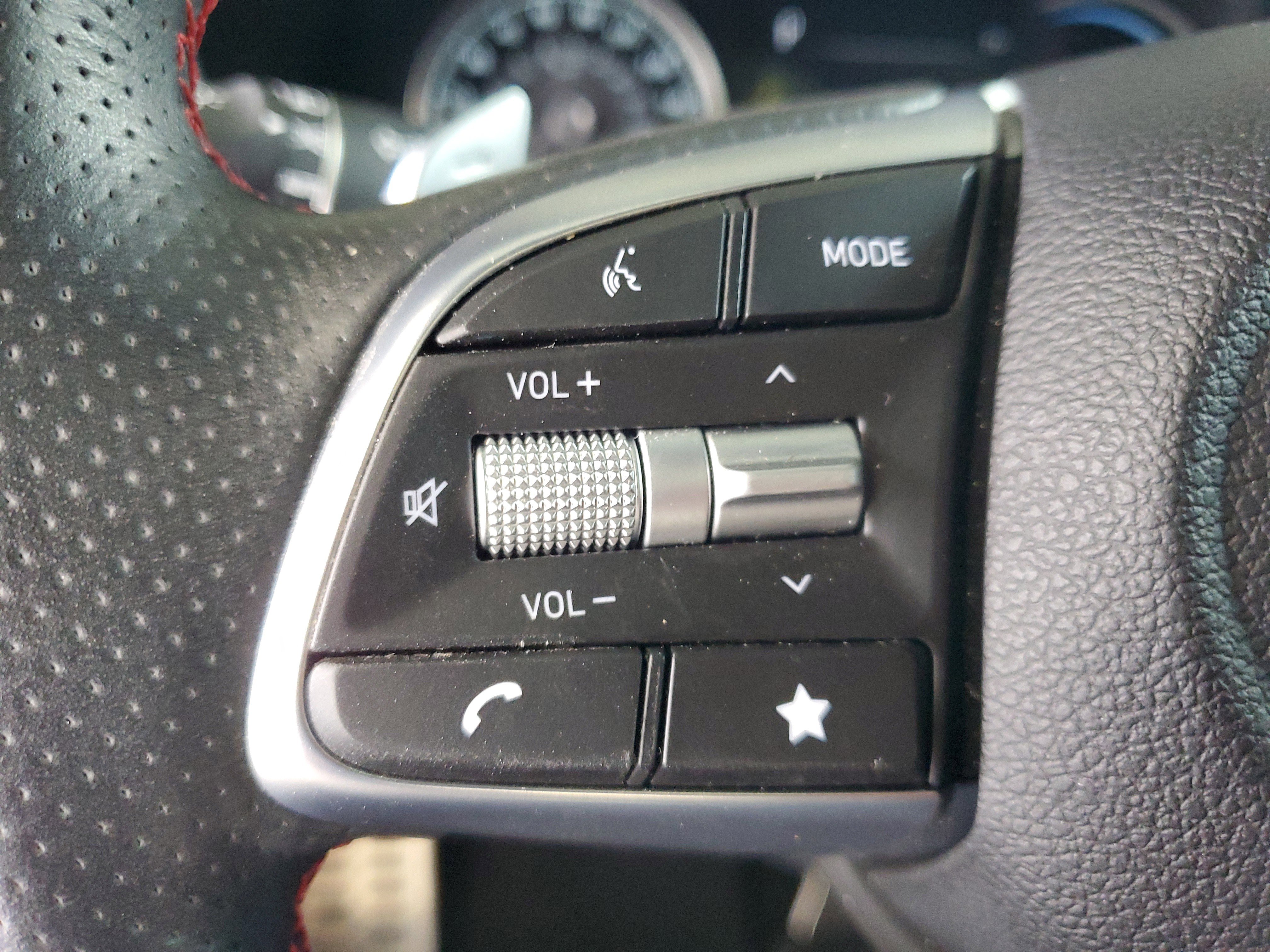 Used 2023 Genesis G70 3.3T w/ Sport Prestige Package AWD/4WD image 23