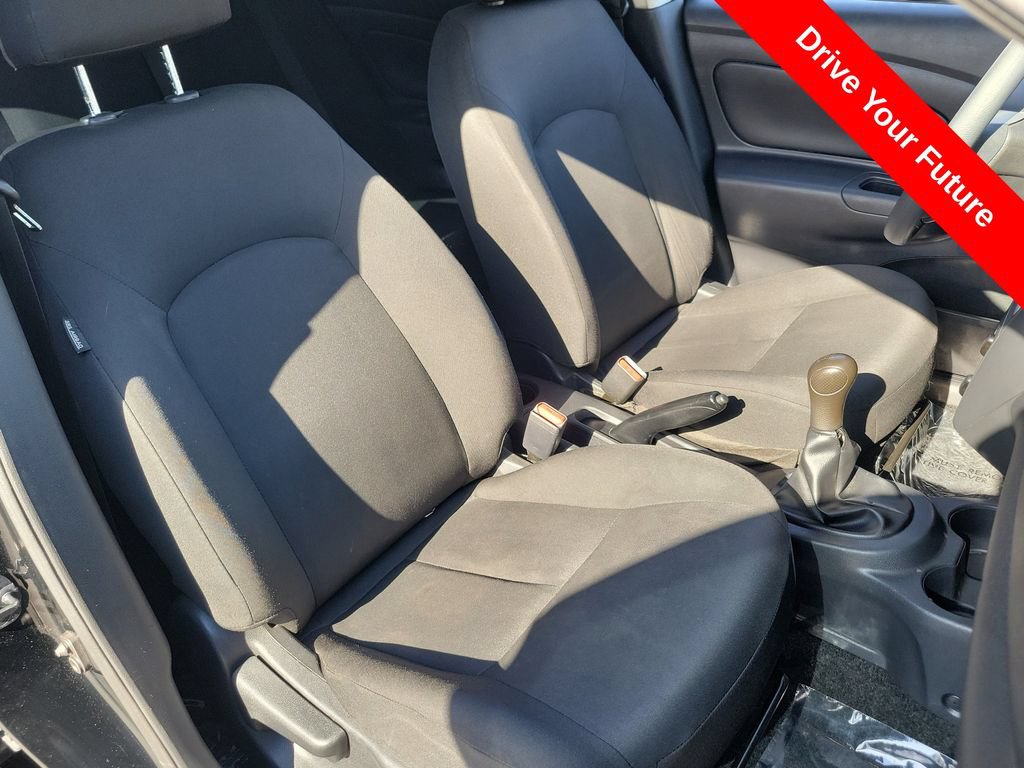 Used 2019 Nissan Versa S FWD image 21