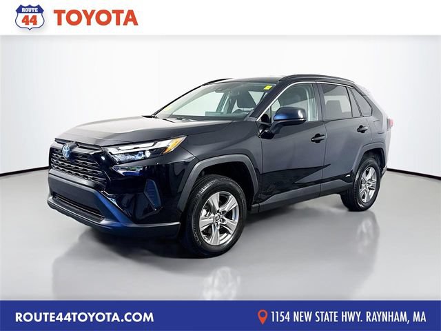 Used 2024 Toyota RAV4 LE AWD/4WD image 1