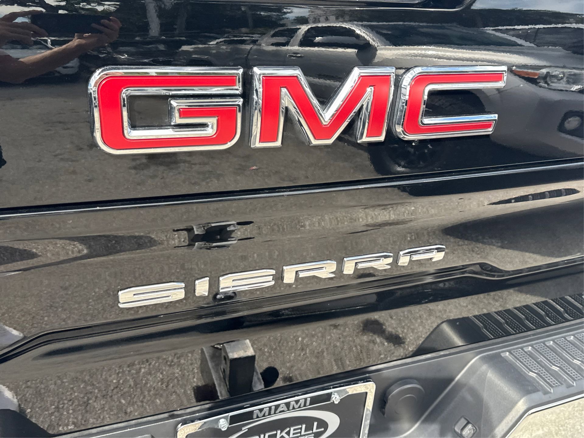 Used 2024 GMC Sierra 1500 SLT w/ SLT Premium Plus Package image 18