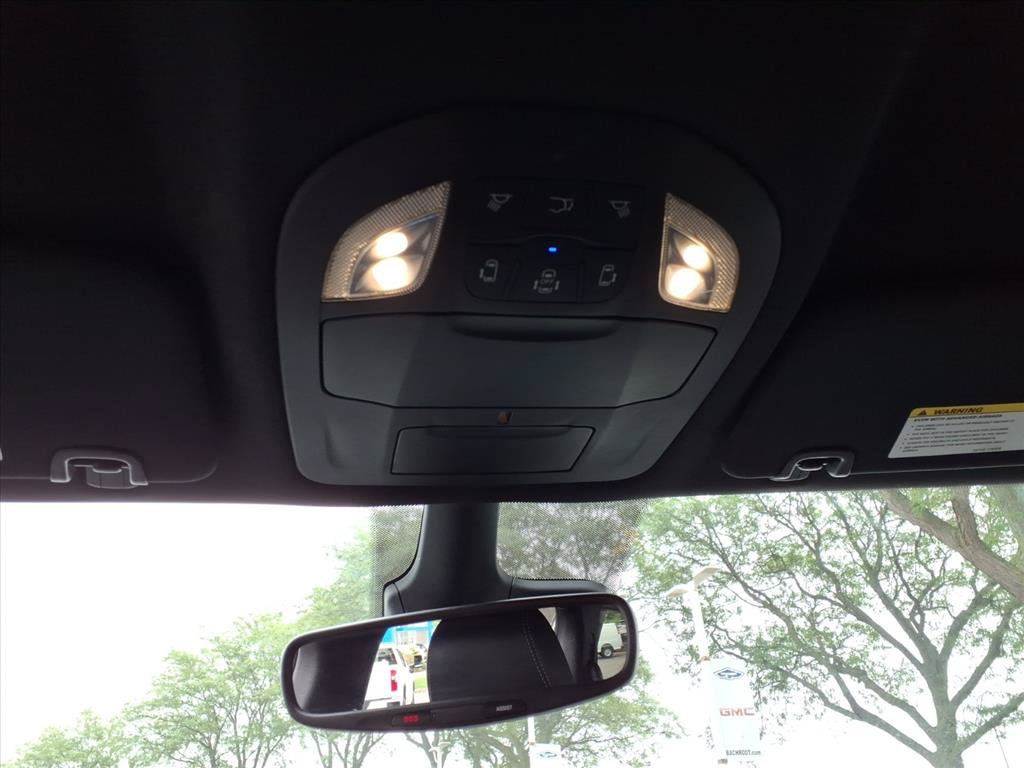 Used 2025 Chrysler Pacifica Select FWD image 22