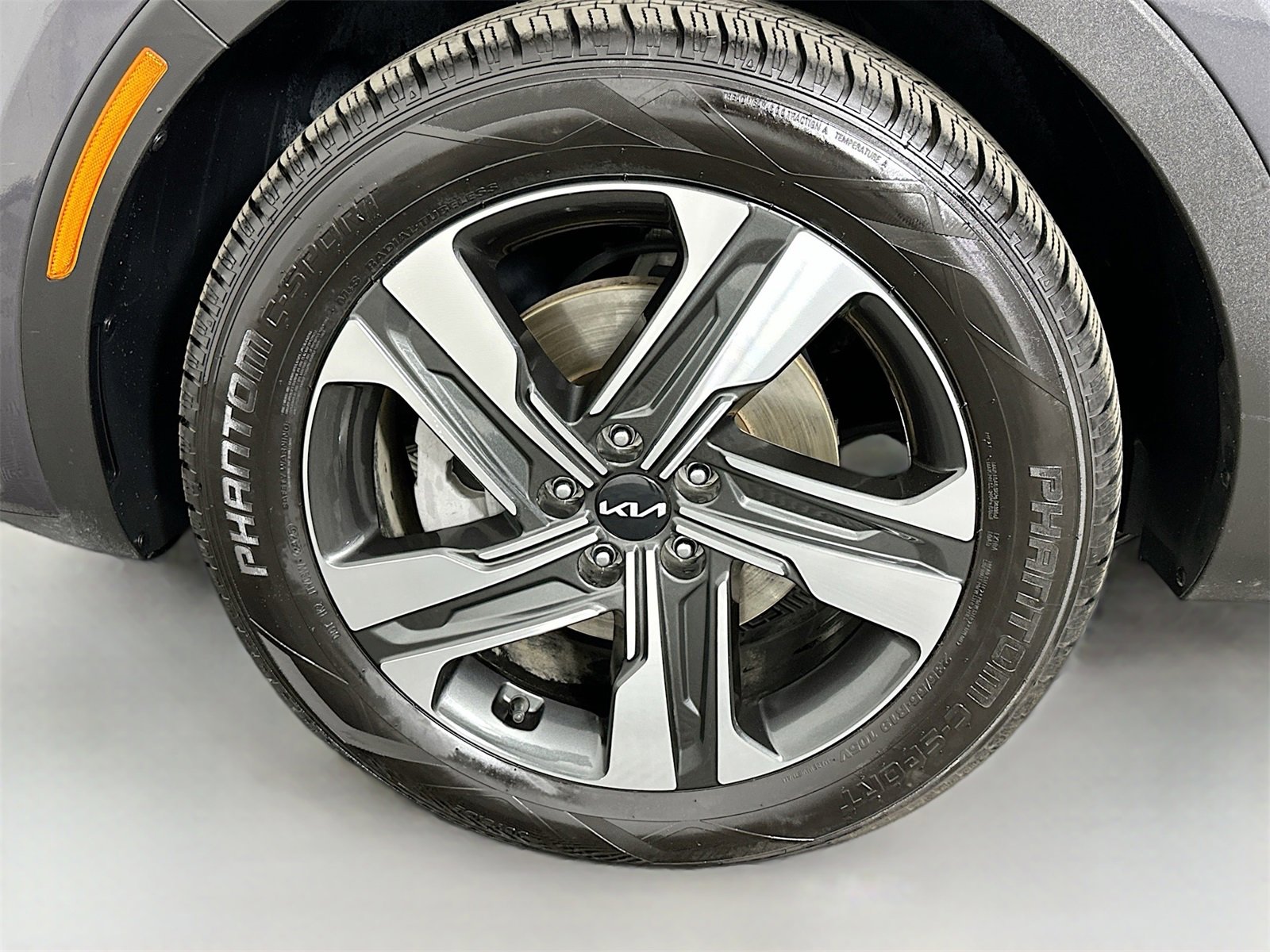 Used 2023 Kia Sorento SX Prestige image 34