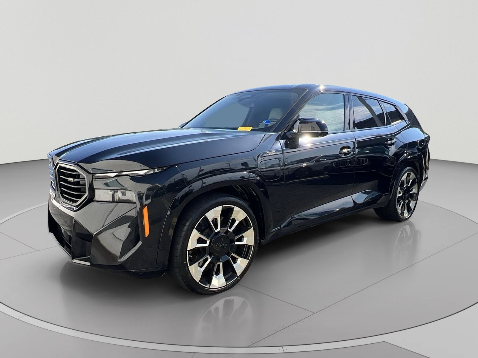 Used 2023 BMW XM w/ M Driver's Package AWD/4WD image 1