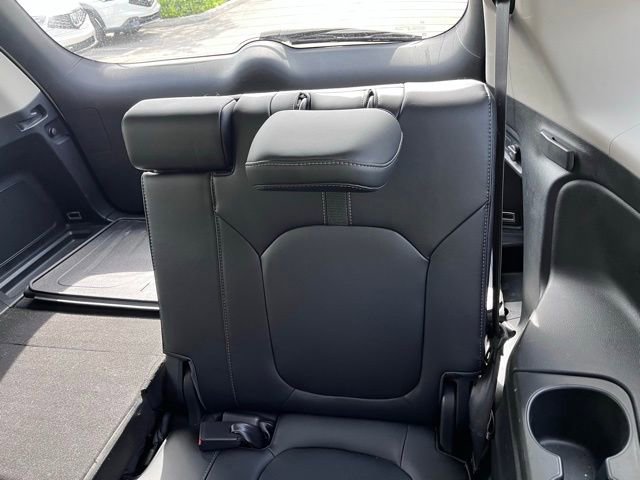 Used 2024 Honda Pilot EX-L image 8