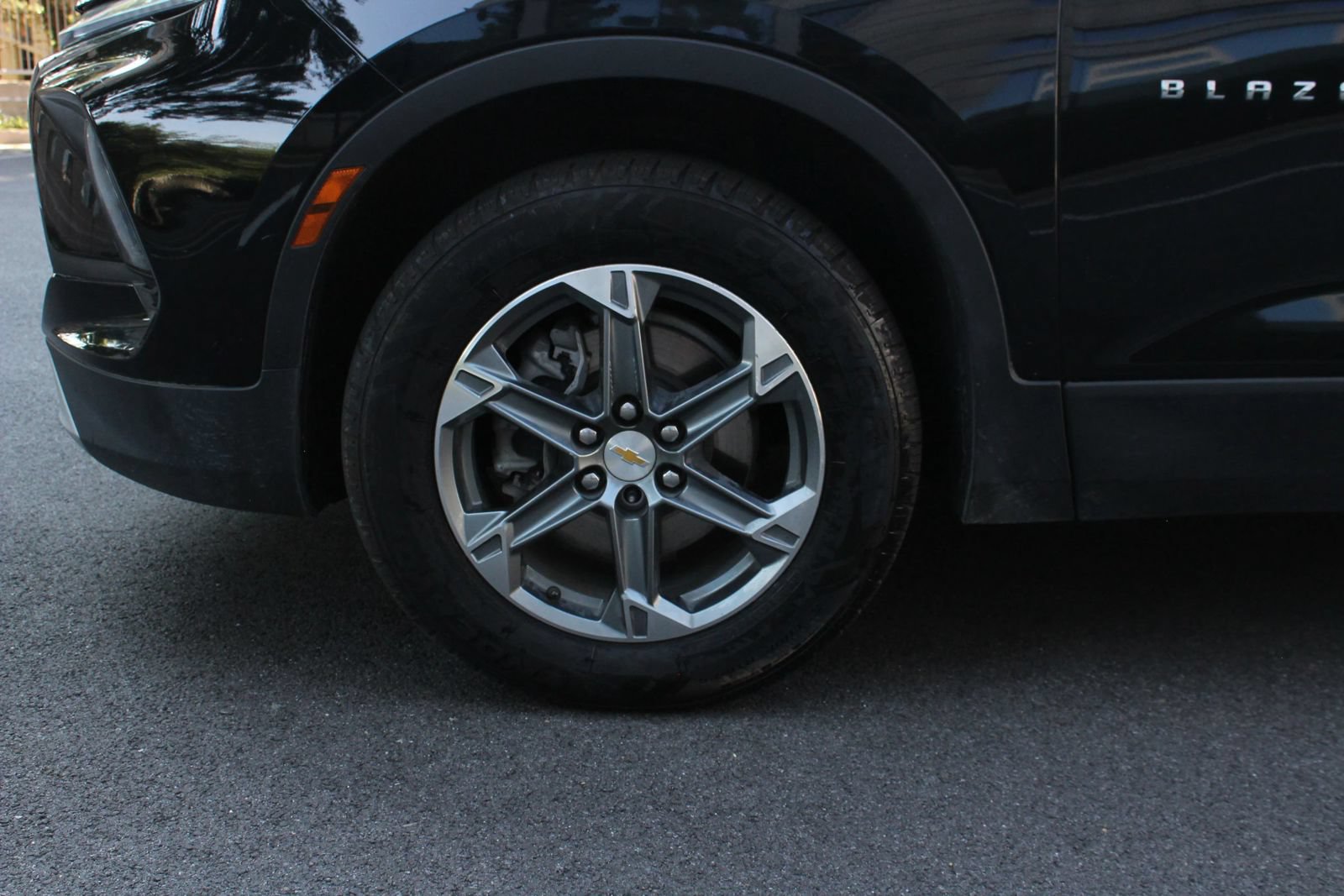 Used 2023 Chevrolet Blazer LT w/ Convenience Package FWD image 11