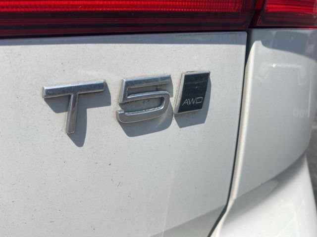 Used 2019 Volvo XC60 T5 Momentum w/ Premium Package AWD/4WD image 10