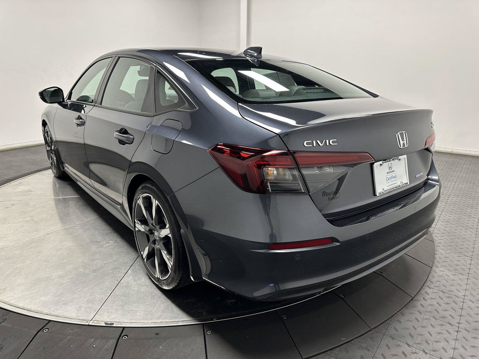 Used 2025 Honda Civic FWD Hybrid Sedan image 9