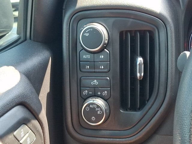 Used 2019 Chevrolet Silverado 1500 Custom Trail Boss w/ Custom Convenience Package AWD/4WD image 26