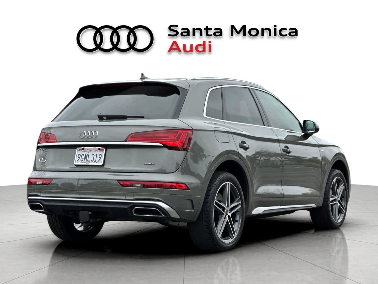 Used 2023 Audi Q5 e Premium w/ Convenience Package AWD/4WD image 2