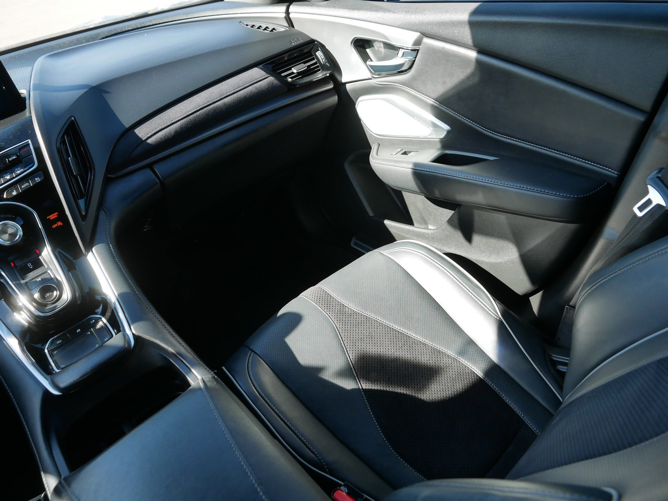Used 2019 Acura RDX A-Spec AWD/4WD image 11