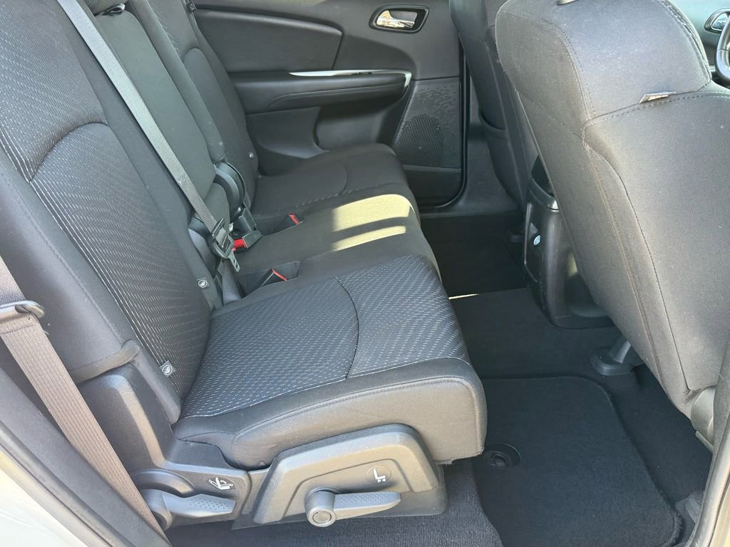 Used 2018 Dodge Journey SXT w/ Connectivity Group image 19