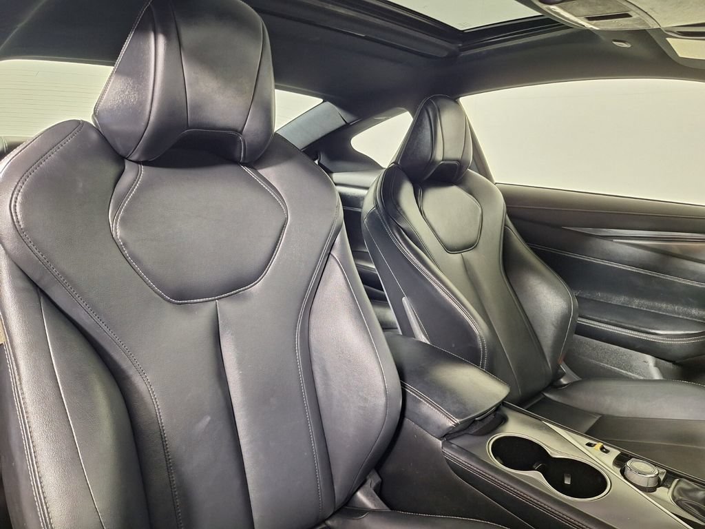 Used 2019 INFINITI Q60 3.0t Luxe AWD/4WD image 26