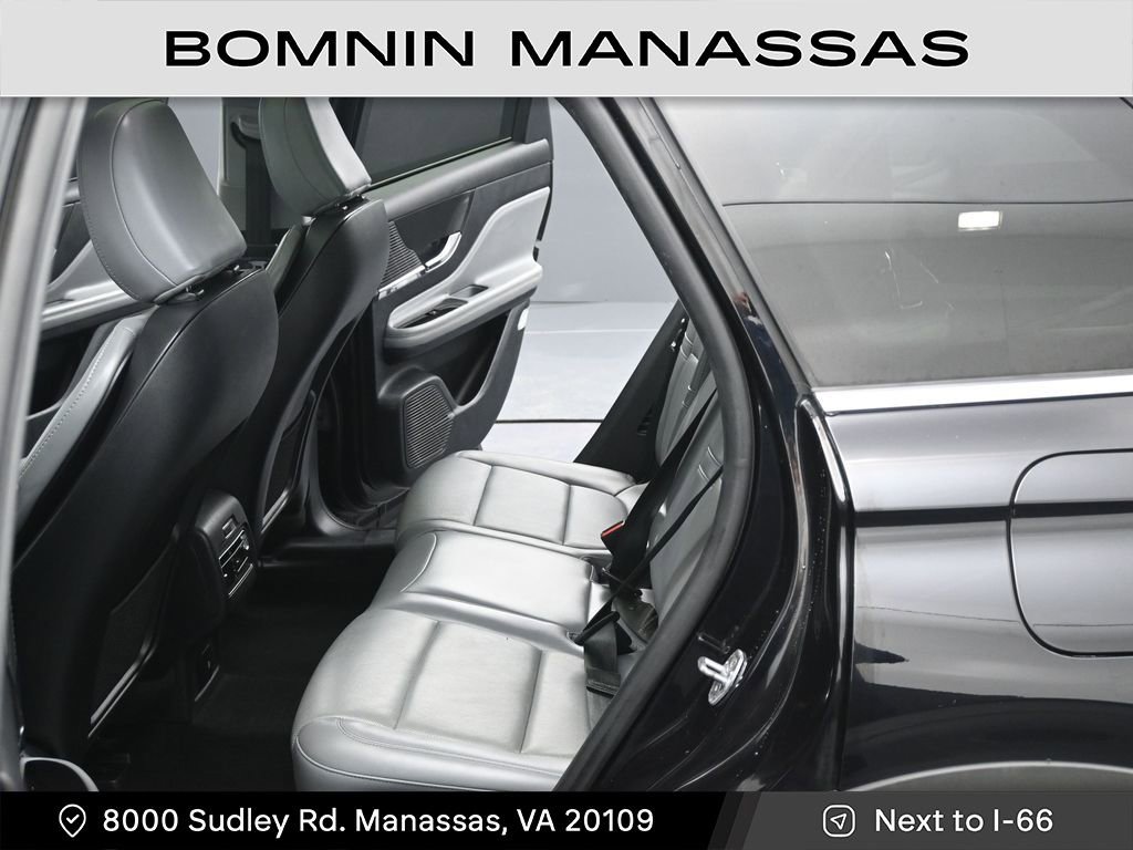 Used 2022 Lincoln Corsair AWD w/ Premium Package image 12
