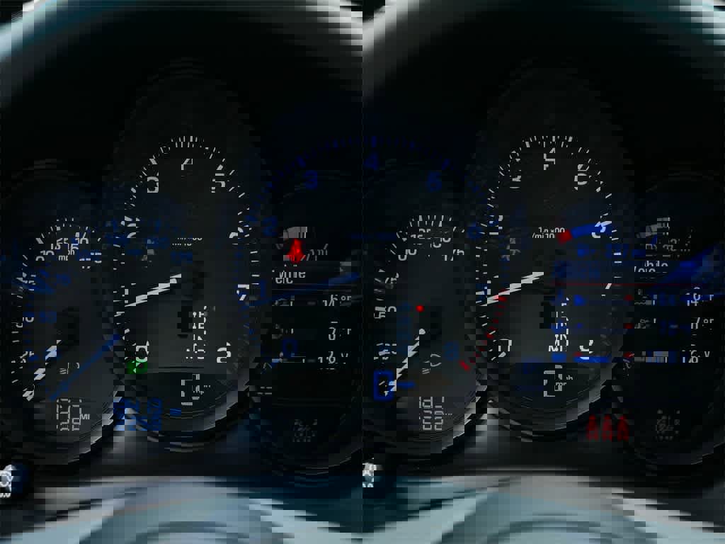 Used 2023 Porsche Macan Turbo image 24