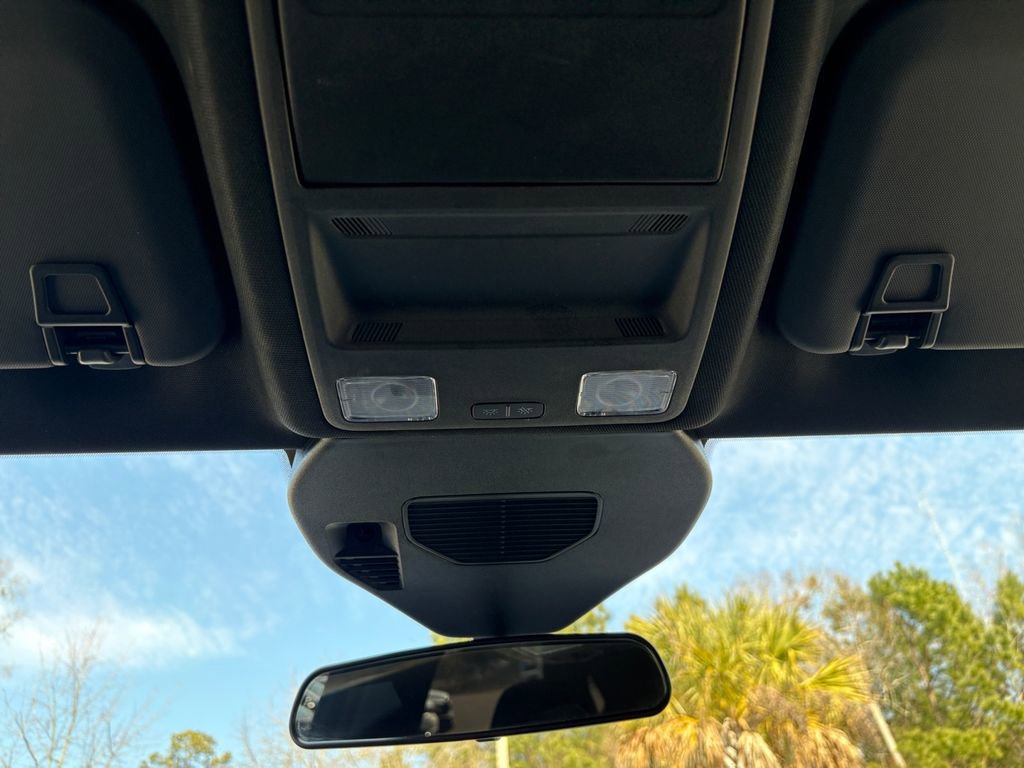 Used 2025 Ford Escape ST-Line image 28