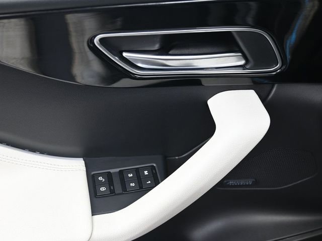 Used 2020 Jaguar F-PACE R-Sport image 10