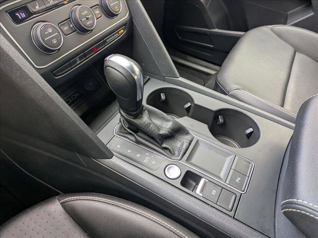 Used 2020 Volkswagen Atlas Cross Sport SE w/ Towing Package FWD image 12