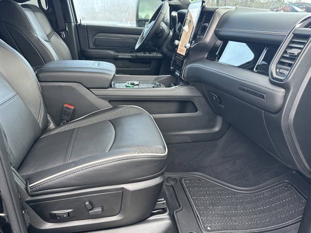 New 2025 RAM 2500 Limited image 16