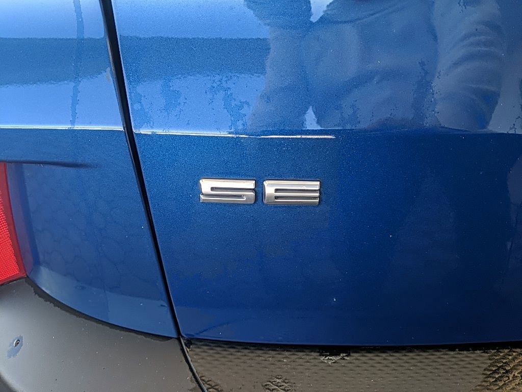 Used 2022 Ford Escape SE w/ SE Sport Appearance Package image 8