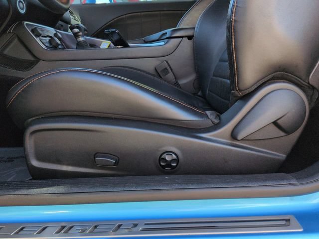 Used 2016 Dodge Challenger R/T Scat Pack RWD image 19