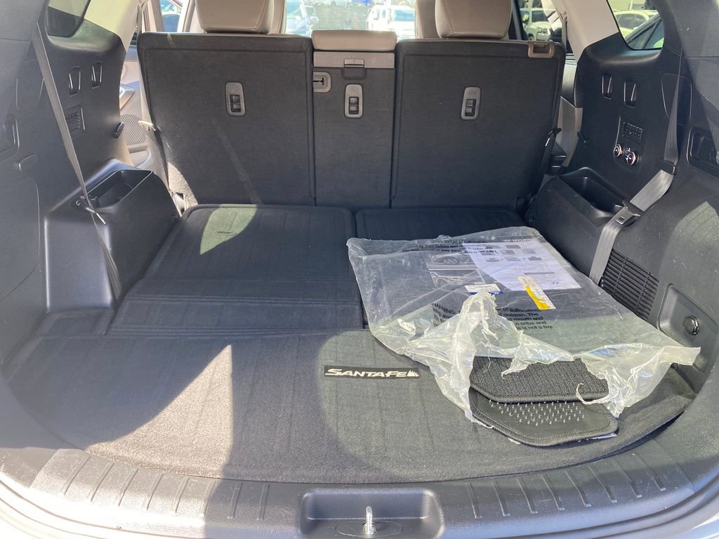 Used 2014 Hyundai Santa Fe GLS w/ Premium Package 05 FWD image 29